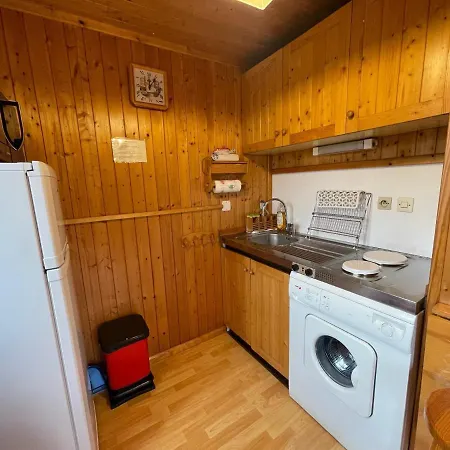 En Bois Avec Terrasse Et Jardin A Chalet